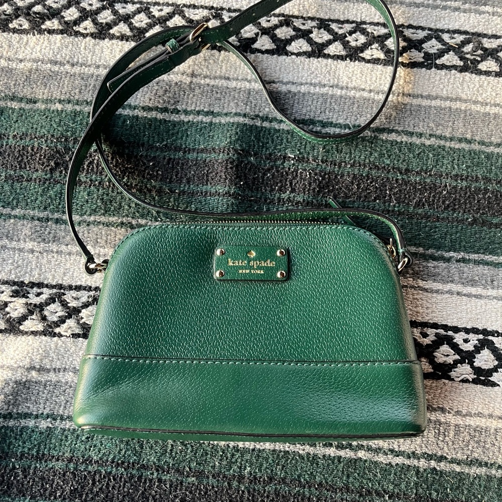 NWT Kate Spade ♠️ forest green crossbody bag “Wellesley Hanna” style